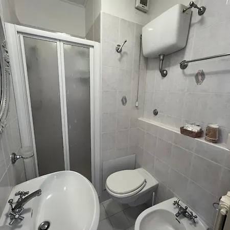 Petit Royal Hotel 3*