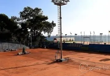 Petit Royal 3* オスペダレッティ