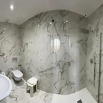 Petit Royal Hotell