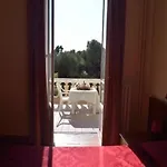 Petit Royal Hotell