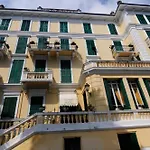 Hotell Petit Royal 3*