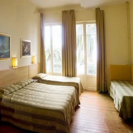 Petit Royal 3*