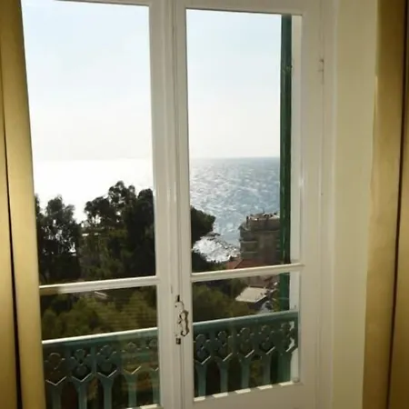Petit Royal 3* Ospedaletti