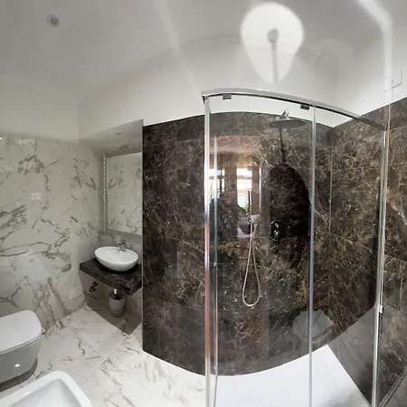 Hotel Hotel Petit Royal 3*