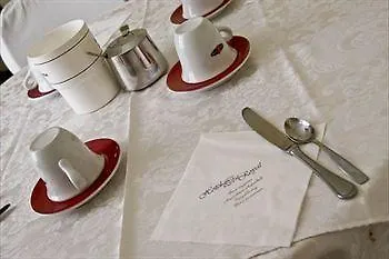 Hotel Hotel Petit Royal 3*