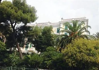 Hotel Hotel Petit Royal 3*
