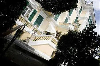 Hotel Petit Royal Hotel Ospedaletti