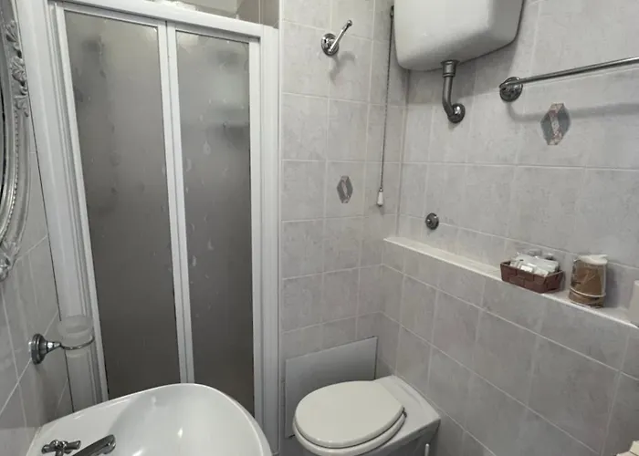 Petit Royal Hotel 3*