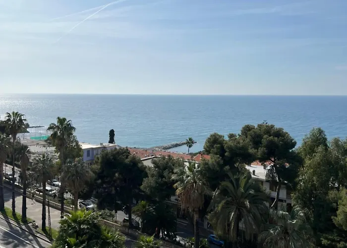 Petit Royal 3* Ospedaletti