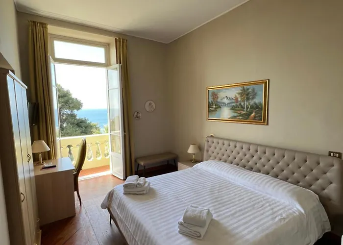 Hotel Petit Royal Ospedaletti