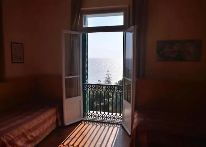 Hotel Petit Royal Ospedaletti